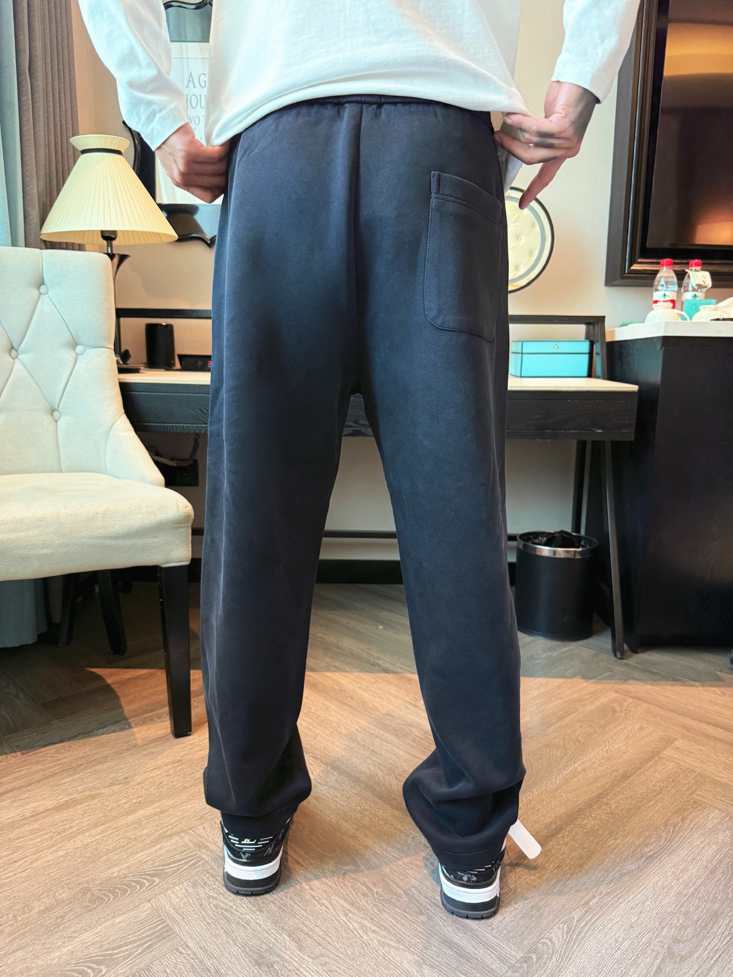 大王 顶级货品🐮 🆕2025秋冬新款休闲裤！官网同步发售。品牌经典LOGO休闲裤 ，定制面料，舒适度极好