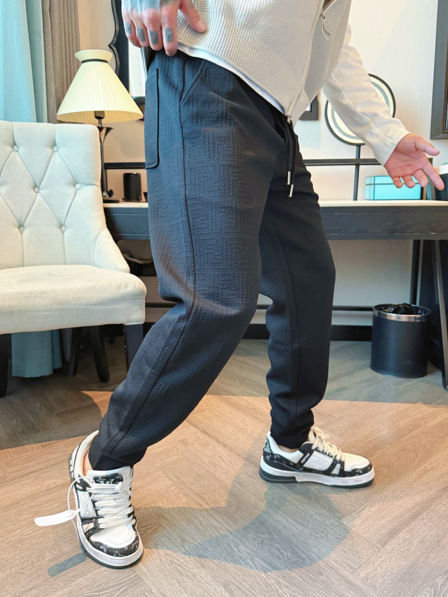 Fendi's top products 🐮 🆕 New casual pants for autumn and winter 2025 - Clothes 3