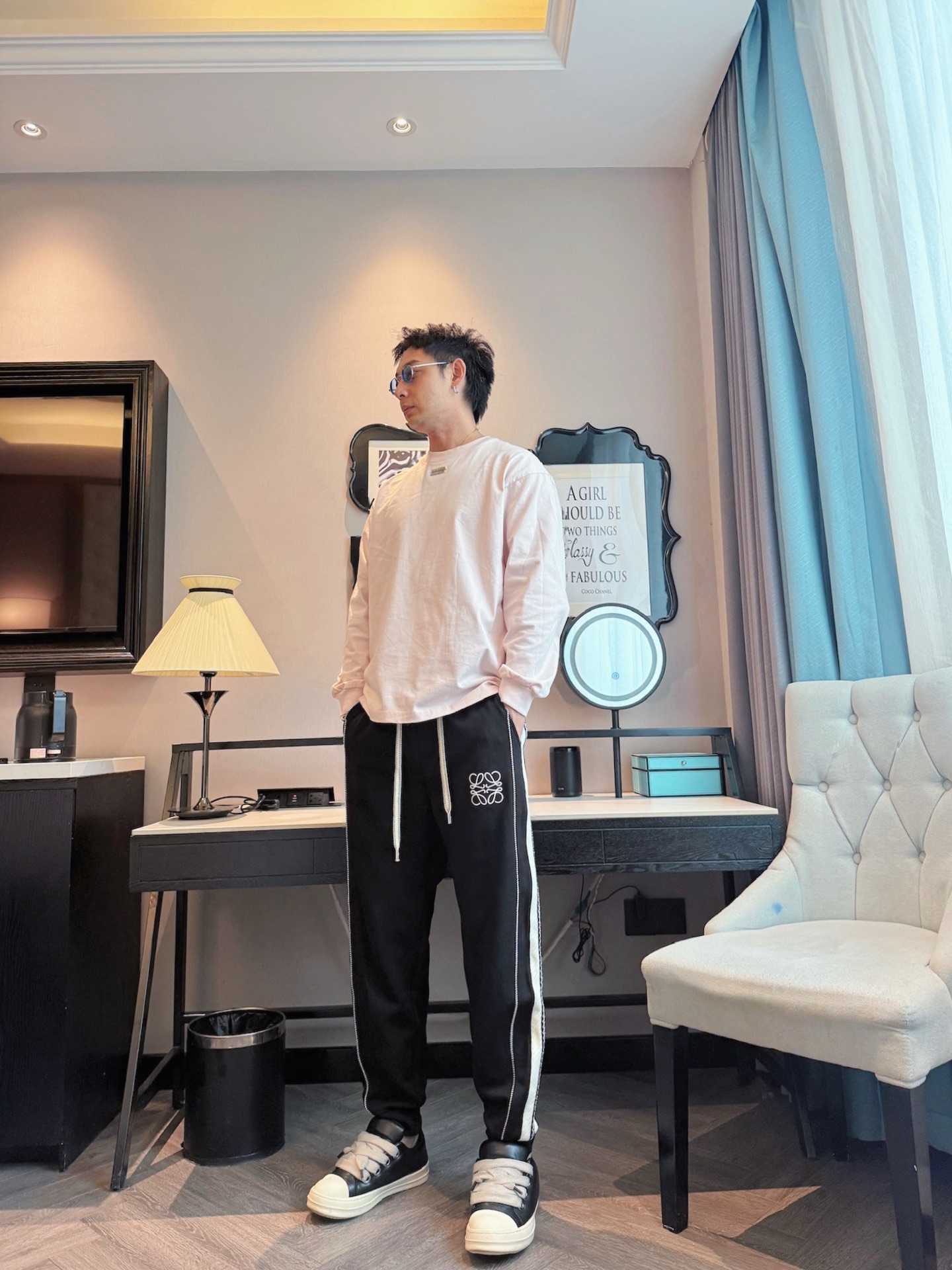 罗意威 顶级货品🐮 🆕2025秋冬新款休闲裤！官网同步发售。品牌经典LOGO休闲裤 ，定制面料，舒适度极