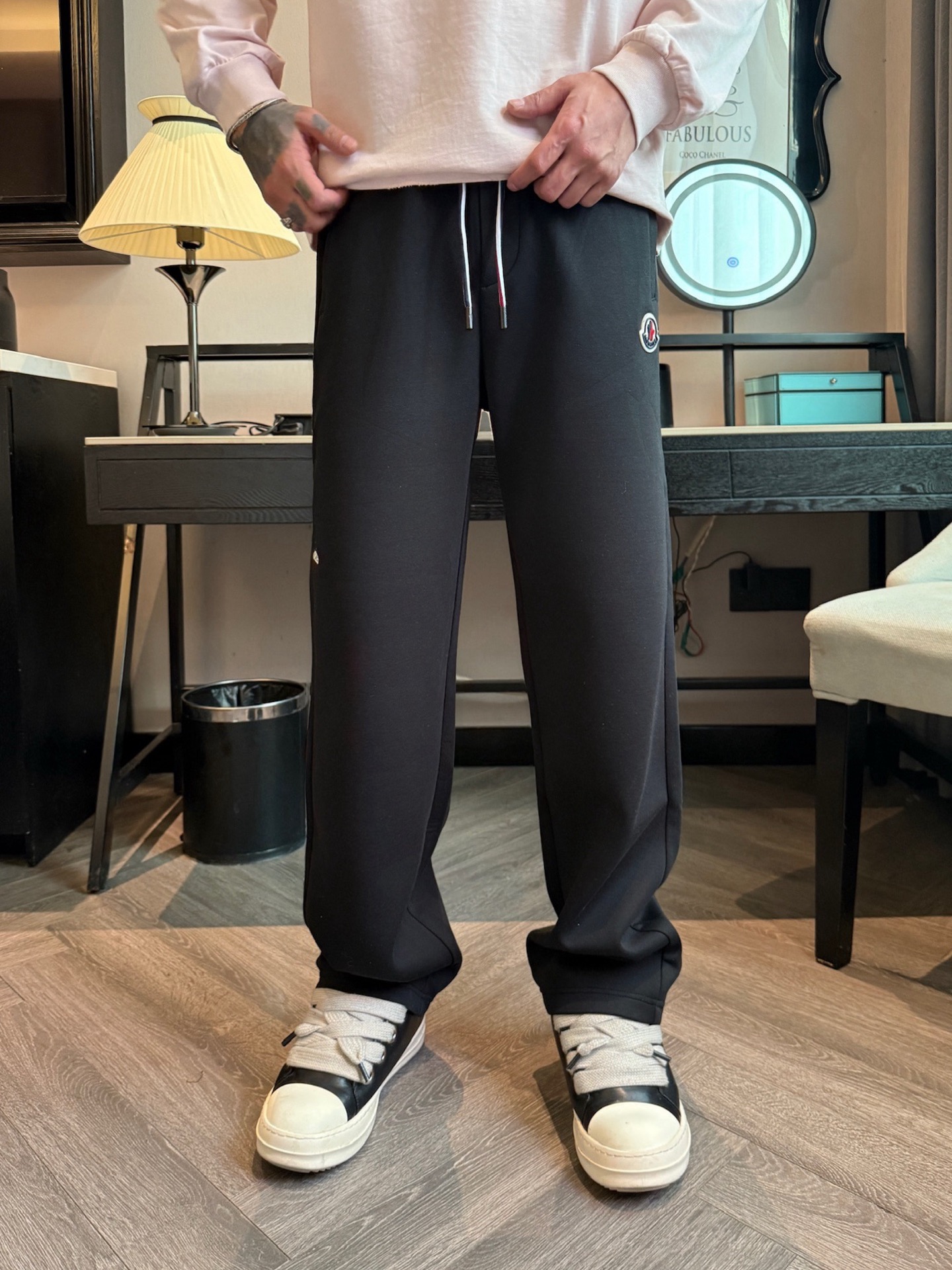 蒙口 顶级货品🐮 加厚款！🆕2025秋冬新款休闲裤！官网同步发售。品牌经典LOGO休闲裤 ，定制面料，舒