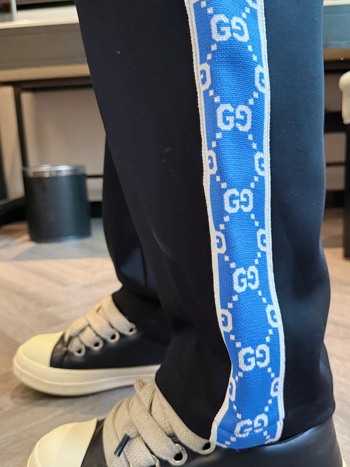 古奇 顶级货品🐮 🆕2025秋冬新款休闲裤！官网同步发售。品牌经典LOGO休闲裤 ，定制面料，舒适度极好