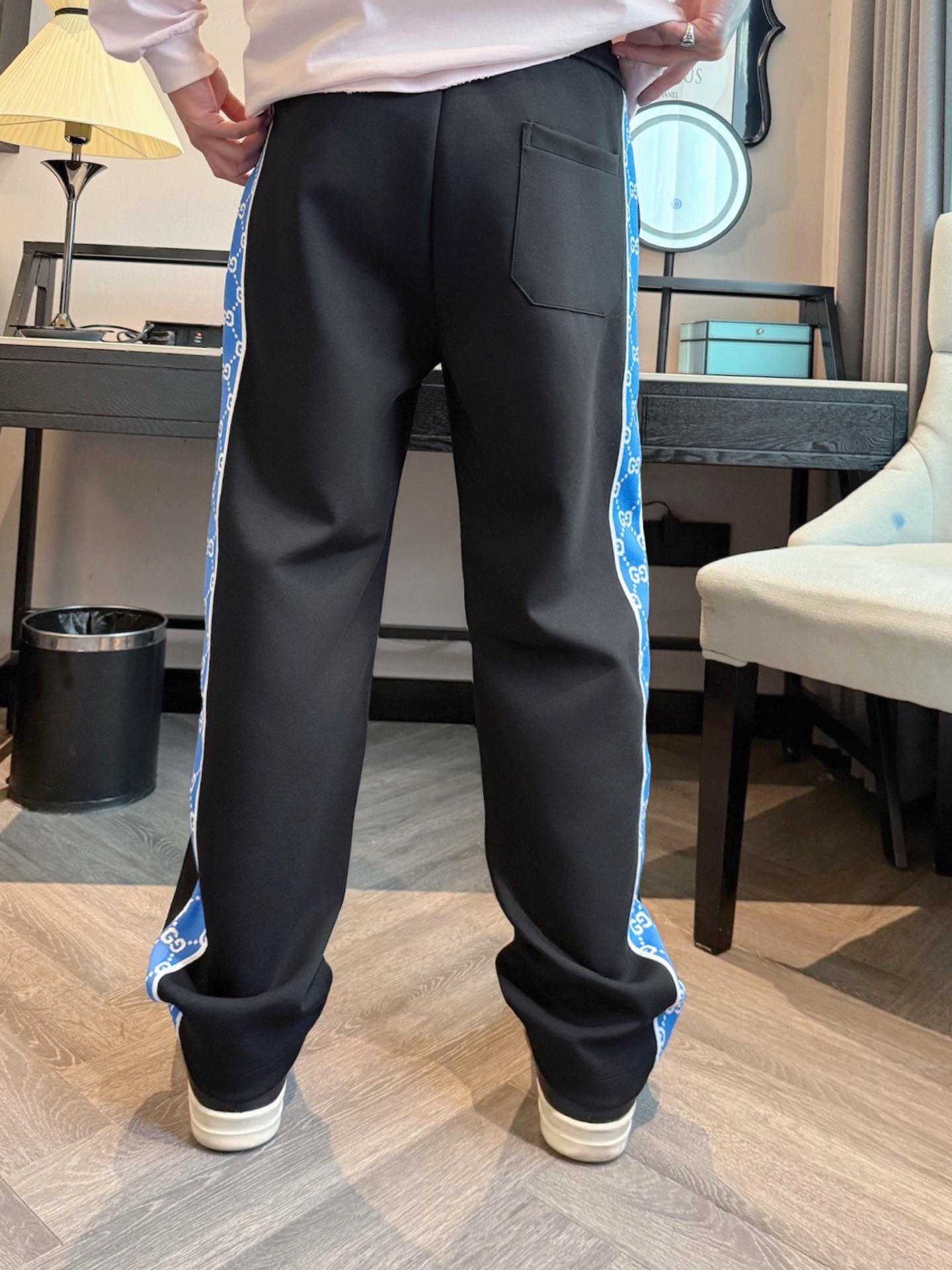 古奇 顶级货品🐮 🆕2025秋冬新款休闲裤！官网同步发售。品牌经典LOGO休闲裤 ，定制面料，舒适度极好