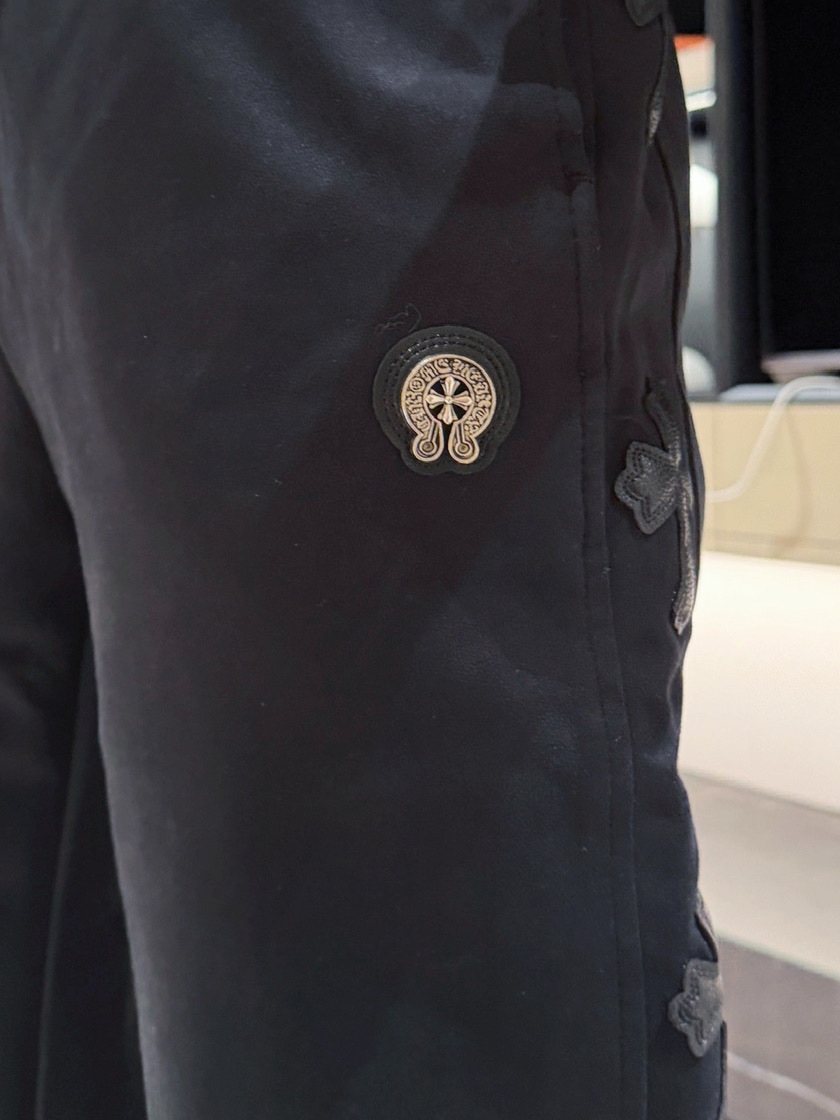 克罗心 顶级货品🐮 🆕2026春夏新款休闲裤！官网同步发售。品牌经典LOGO休闲裤 ，定制面料，舒适度极