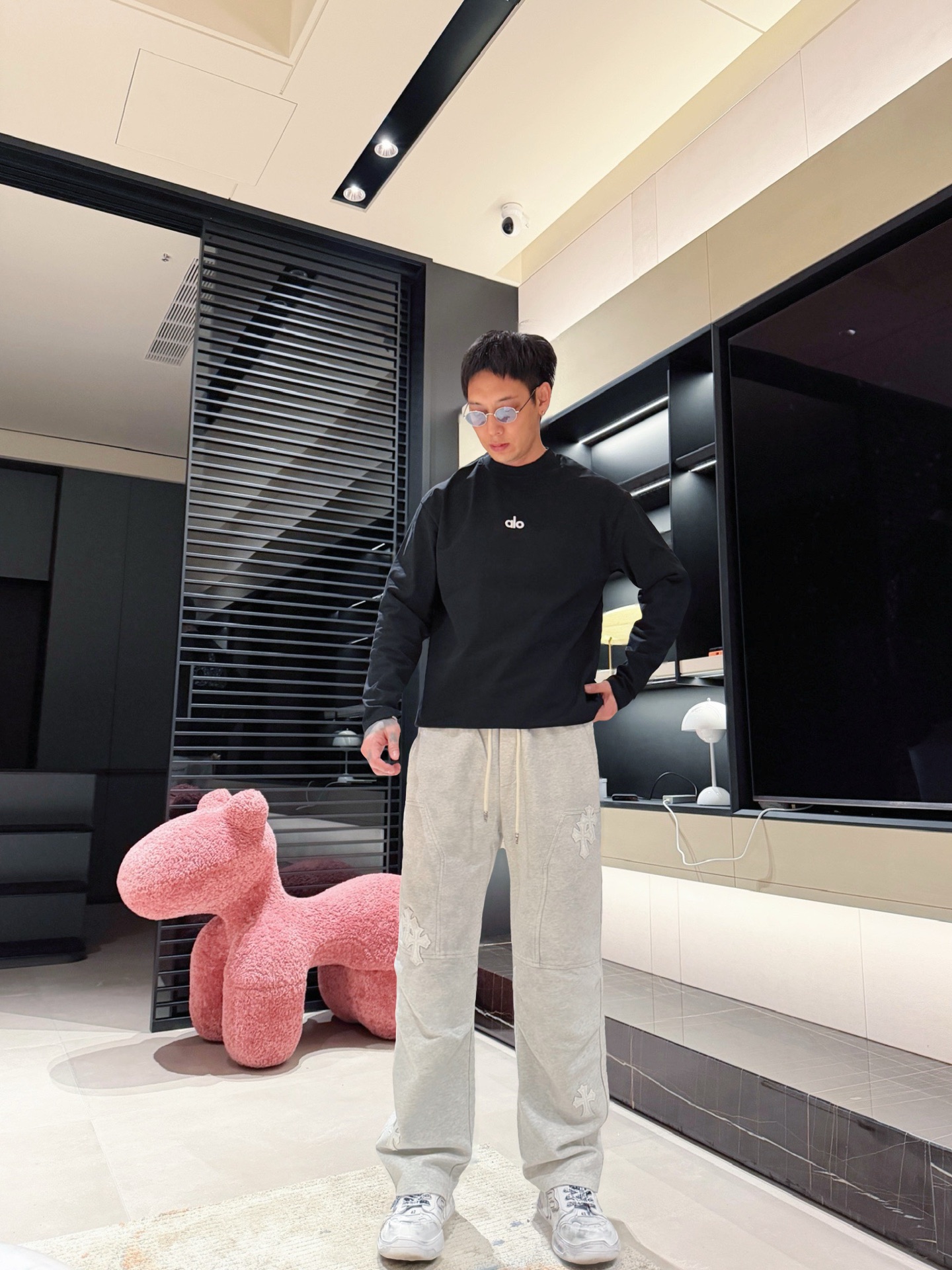 克罗心 顶级货品🐮 🆕2026春夏新款休闲裤！官网同步发售。品牌经典LOGO休闲裤 ，定制面料，舒适度极