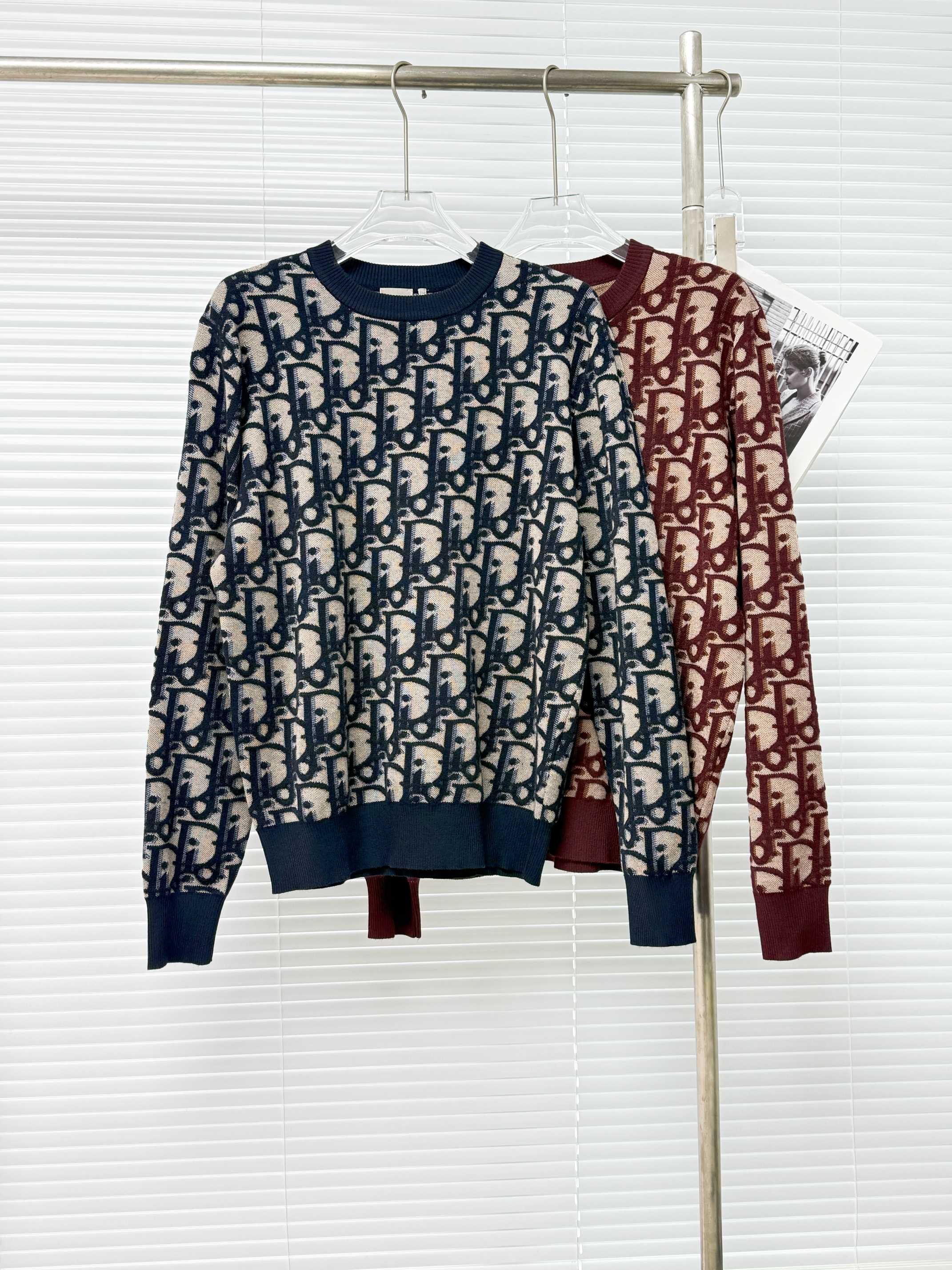 Dio 老花18针 针织长袖 ！ 颜色：酒红 灰蓝 尺码：S M L XL