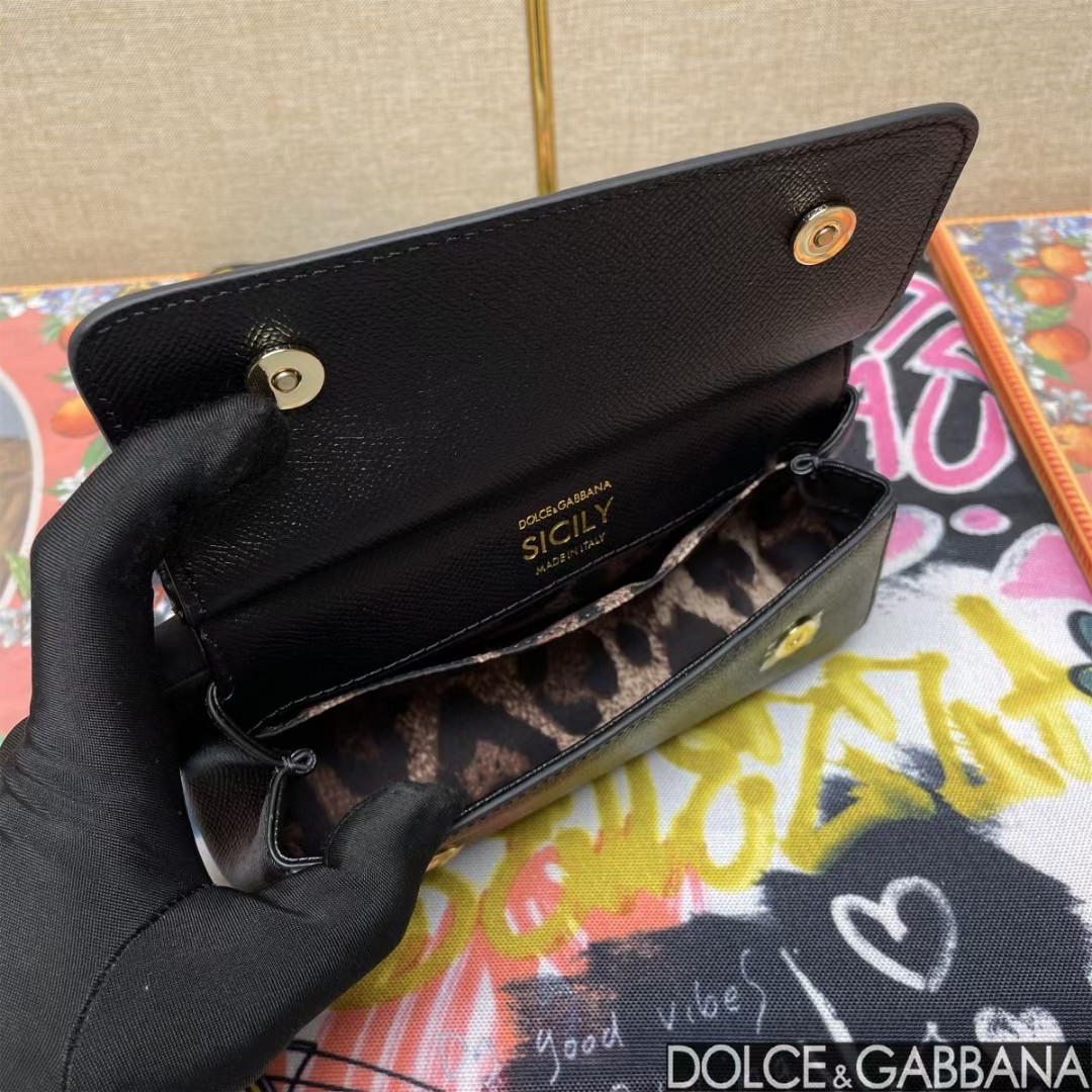 Dolce & Gabban杜嘉班纳 💋（🔍BB6111# Sicily 100%正㊣版复制！品牌典范之作，现以全新精巧