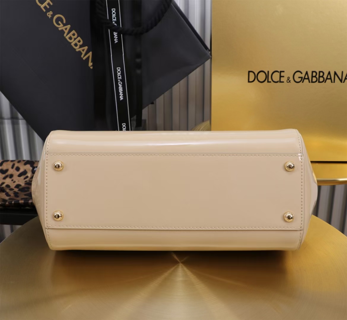 🔥Dolce & Gabban杜嘉班纳 💋（🔍手漆皮）颜色正㊣版型！经典款手提斜挎包系列 时尚界另一款铂