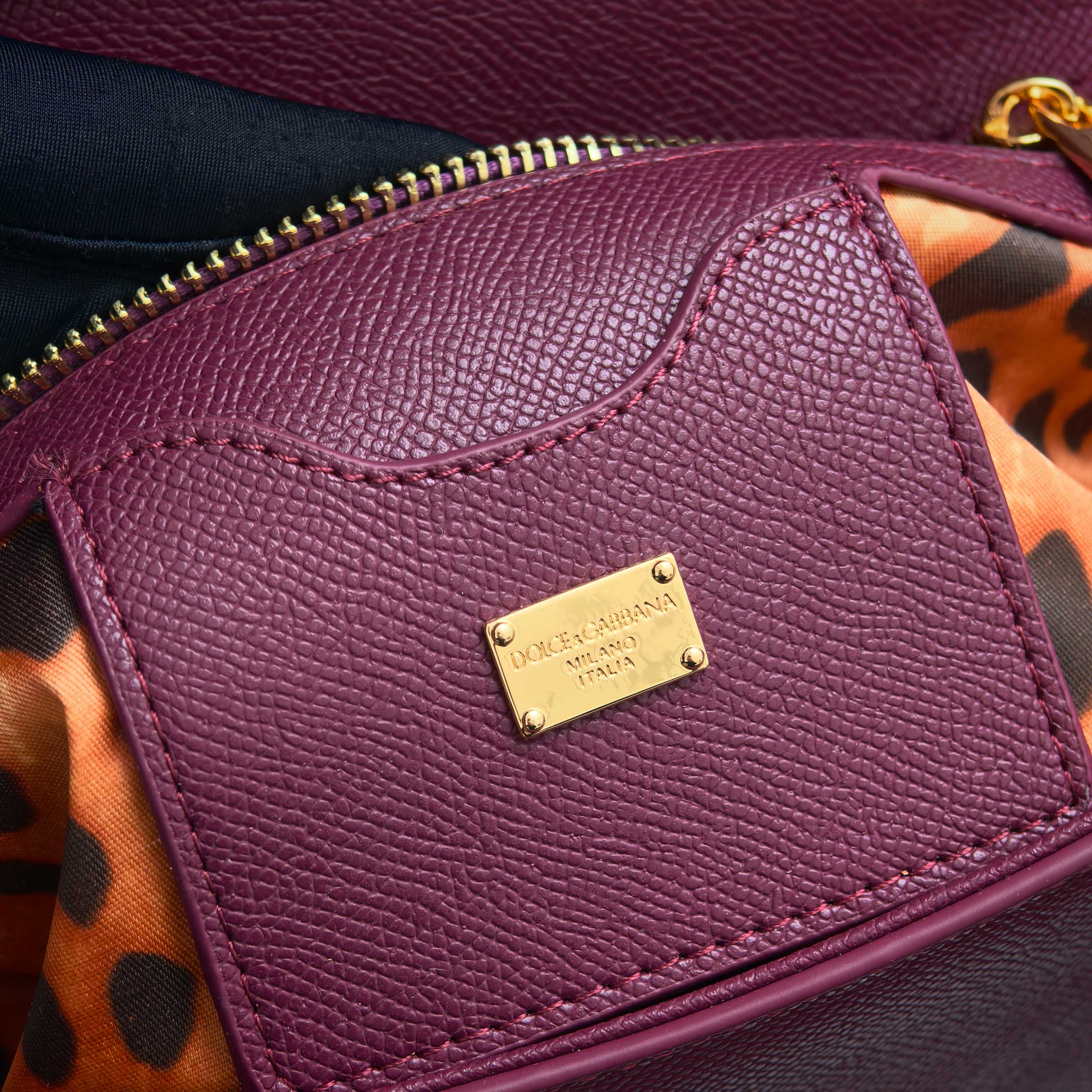 Dolce & Gabbana杜嘉班纳 👑时尚界一款铂金包👜每一次展现总有发热。 发光✨的亮点🎨 总让人