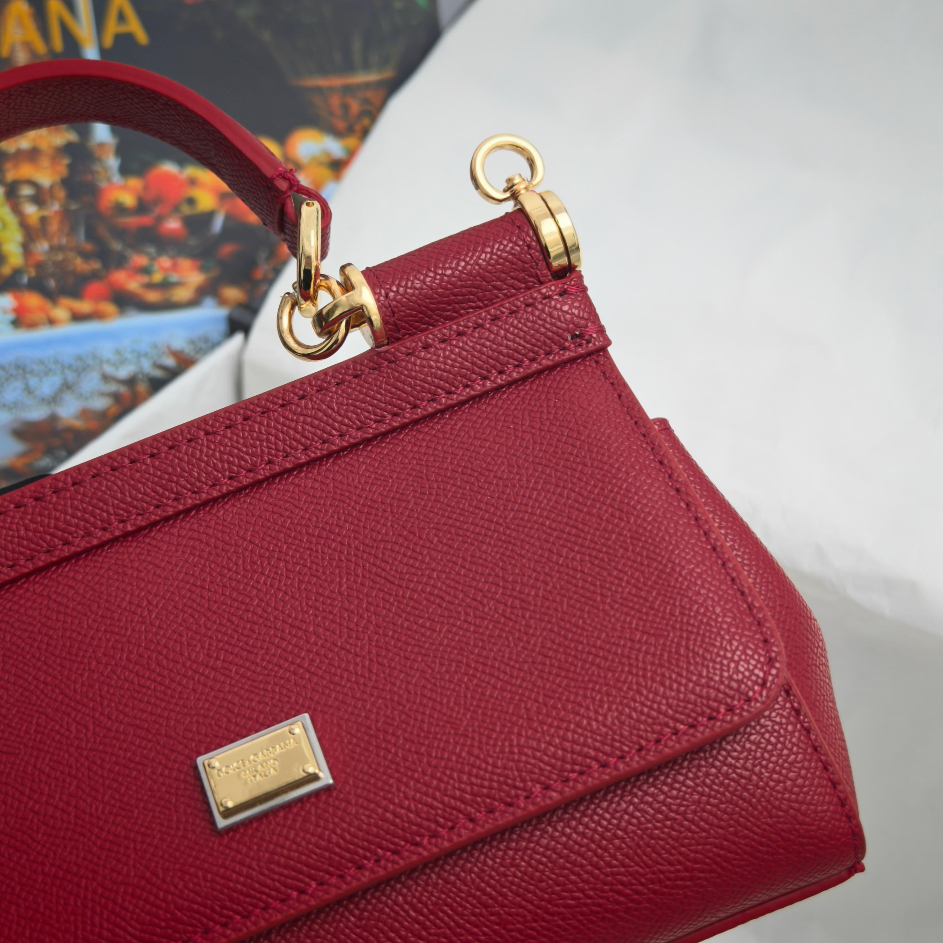 。Dolce & Gabban杜嘉班纳 💋（🔍BB6111# Sicily 100%正㊣版复制！品牌典范