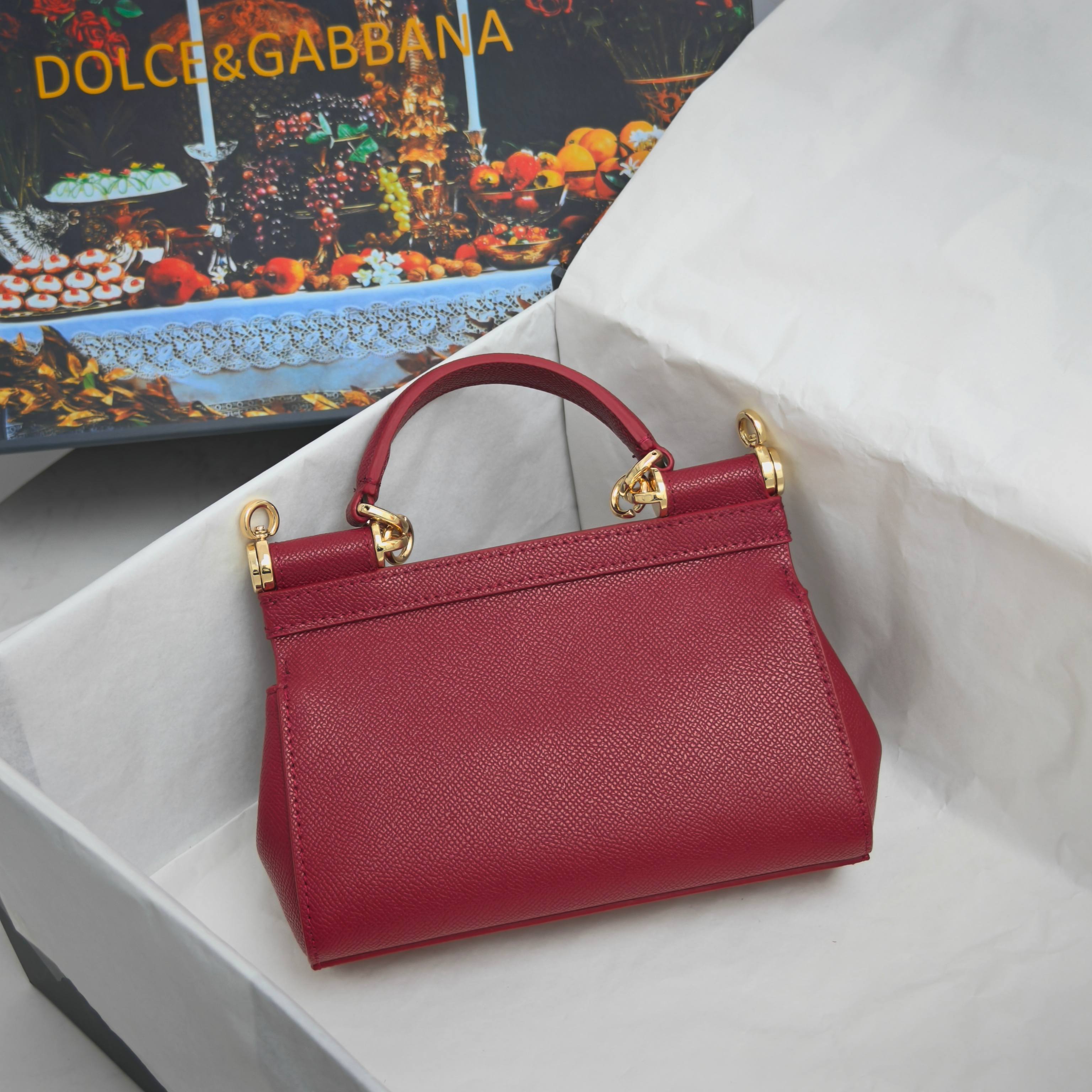 。Dolce & Gabban杜嘉班纳 💋（🔍BB6111# Sicily 100%正㊣版复制！品牌典范