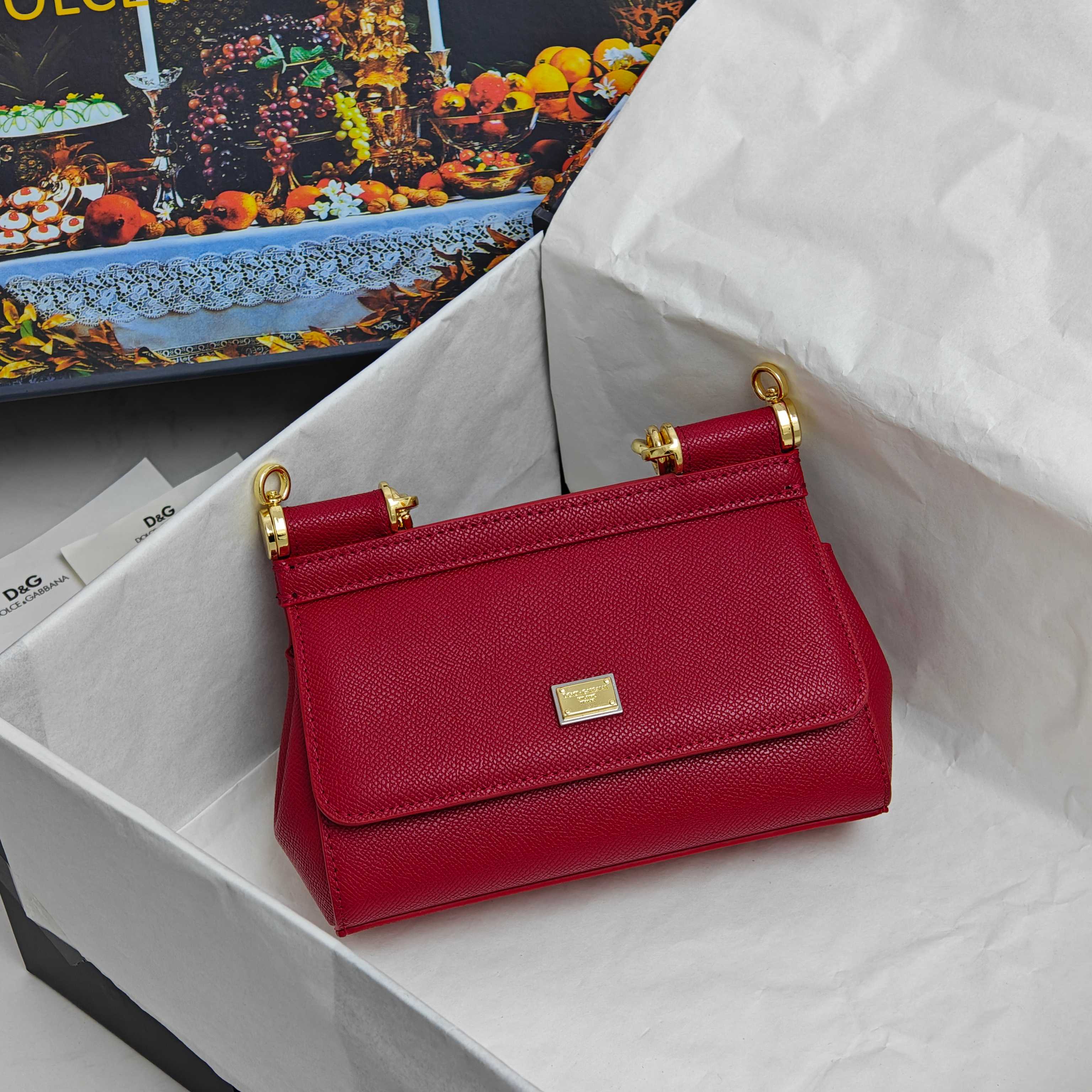 。Dolce & Gabban杜嘉班纳 💋（🔍BB6111# Sicily 100%正㊣版复制！品牌典范