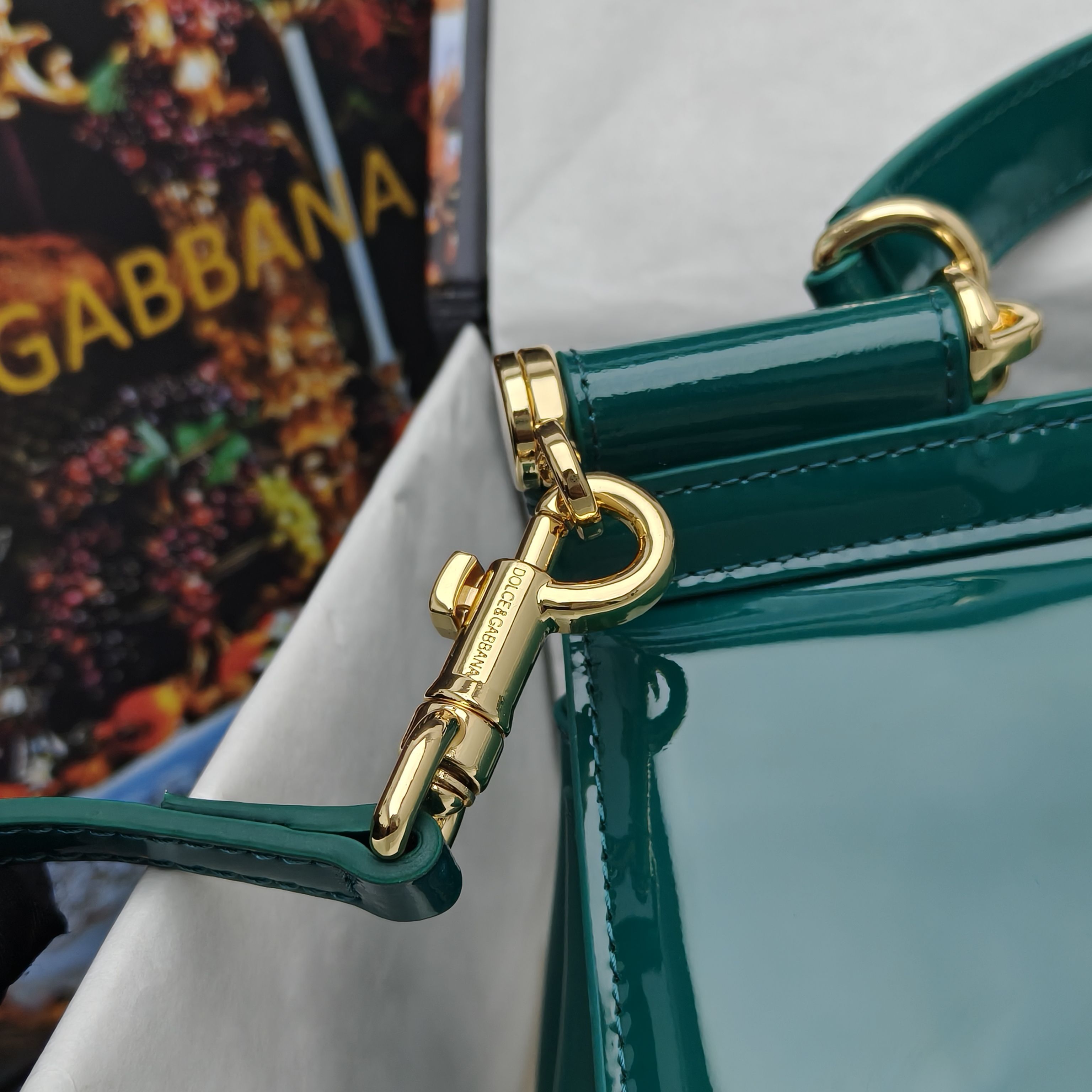 🔥Dolce & Gabban杜嘉班纳 💋（🔍手漆皮）颜色正㊣版型！经典款手提斜挎包系列 时尚界另一款铂