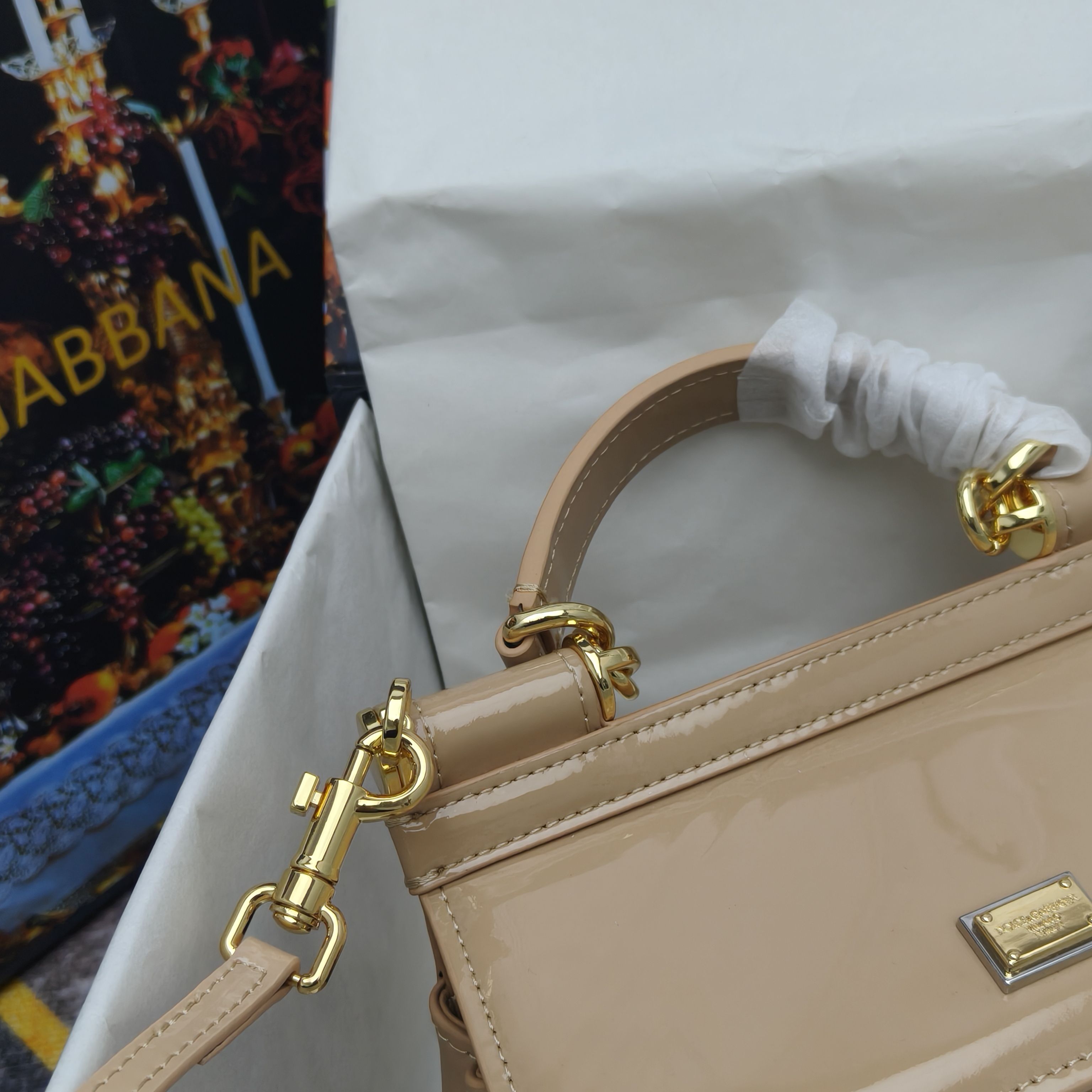 🔥Dolce & Gabban杜嘉班纳 💋（🔍手漆皮）颜色正㊣版型！经典款手提斜挎包系列 时尚界另一款铂