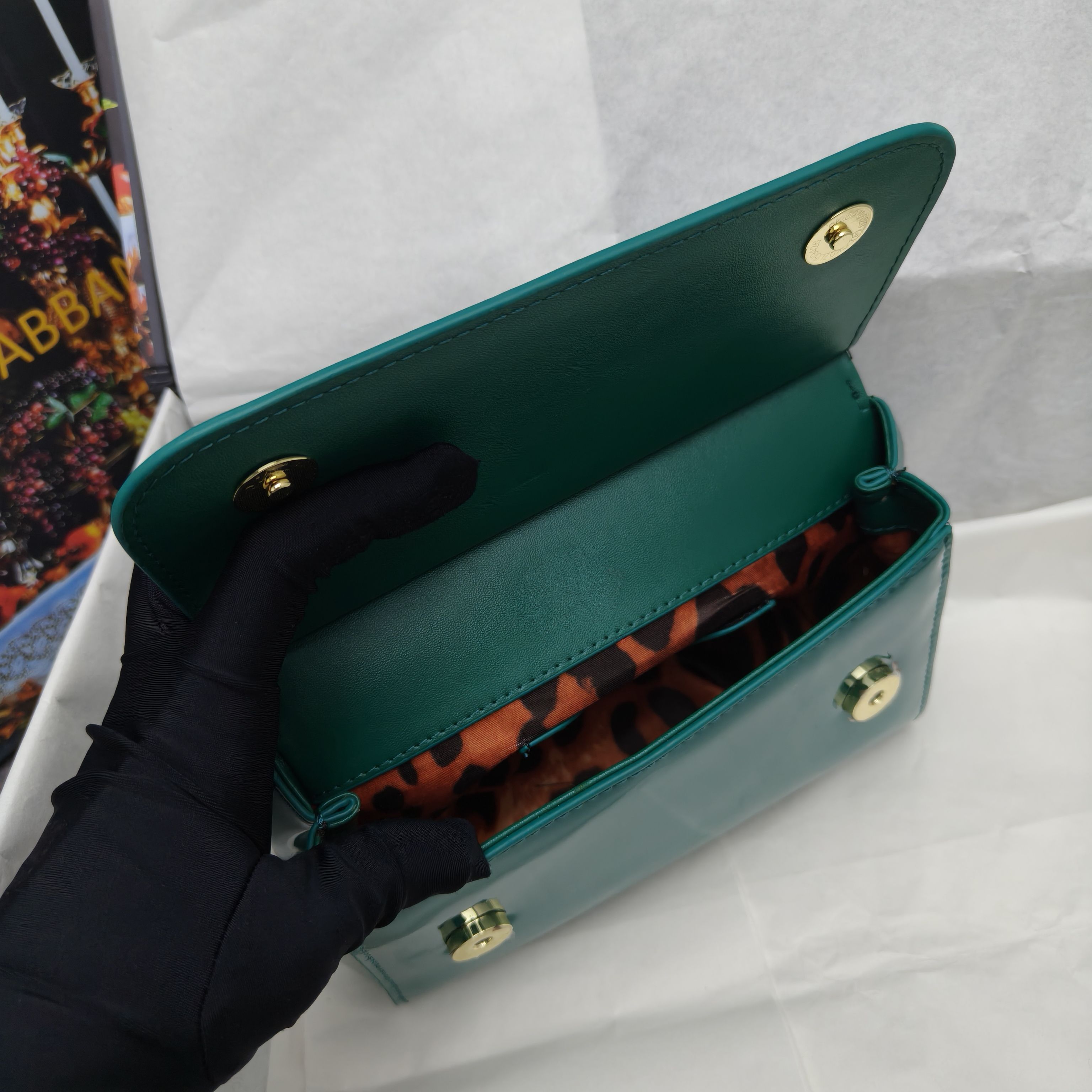 🔥Dolce & Gabban杜嘉班纳 💋（🔍手漆皮）颜色正㊣版型！经典款手提斜挎包系列 时尚界另一款铂