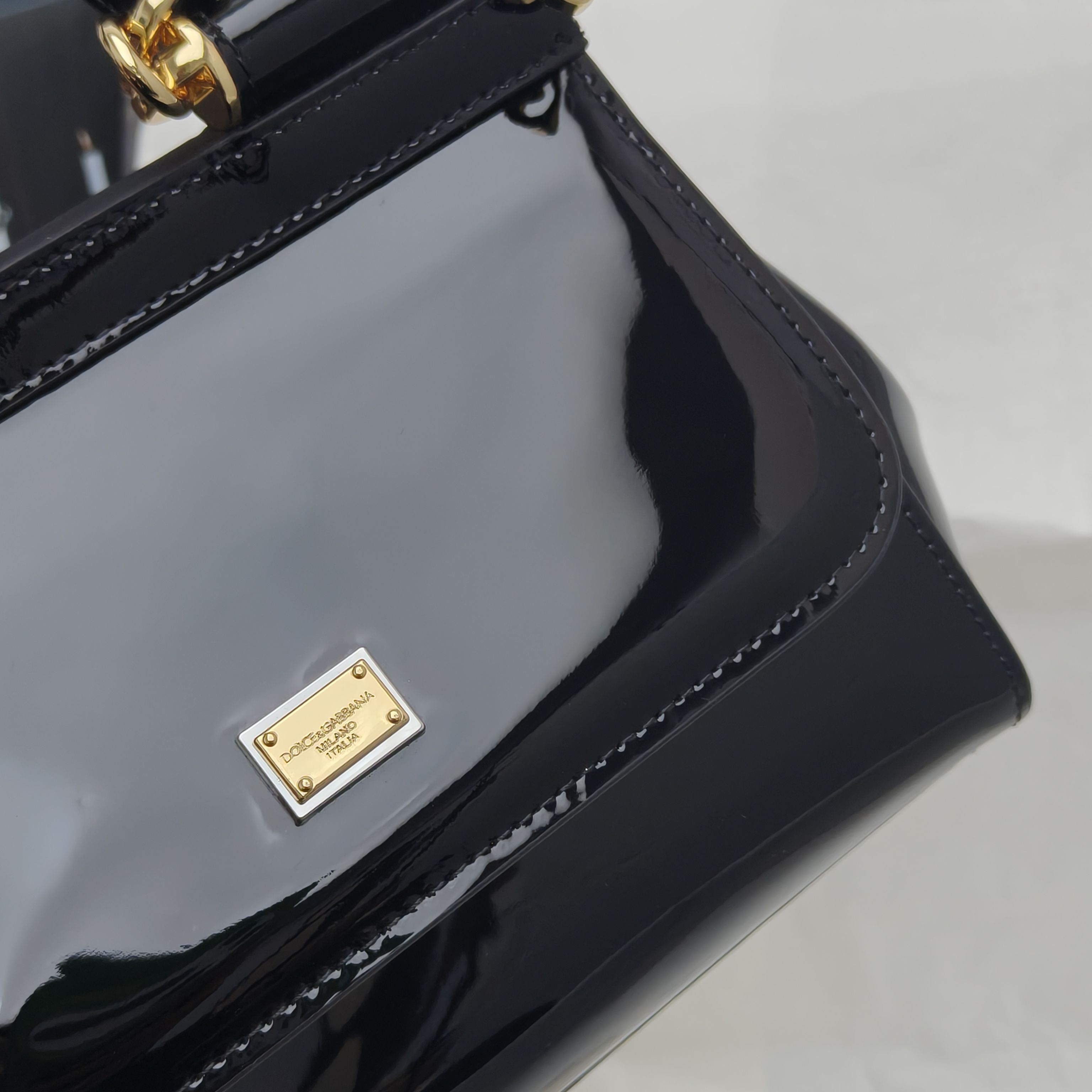 🔥Dolce & Gabban杜嘉班纳 💋（🔍手漆皮）颜色正㊣版型！经典款手提斜挎包系列 时尚界另一款铂