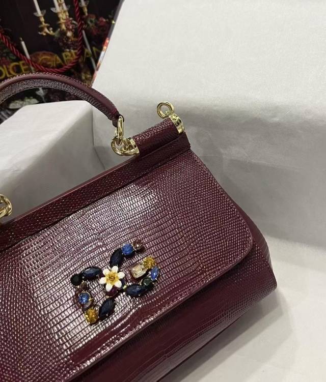 🦎新款钻扣💎Dolce & Gabban杜嘉班纳 💋( 蜥蜴纹 正㊣版复制!品牌典范之作,现以全新精巧版