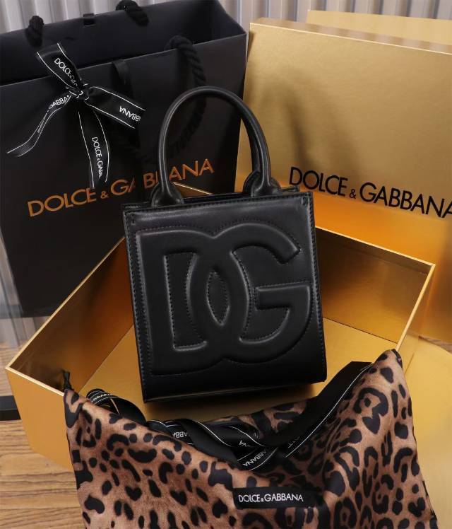 New TOTE🔥🔥🔥DG Logo Bag 迷你托特包😍型号:6319#Size:16.5×17.5×