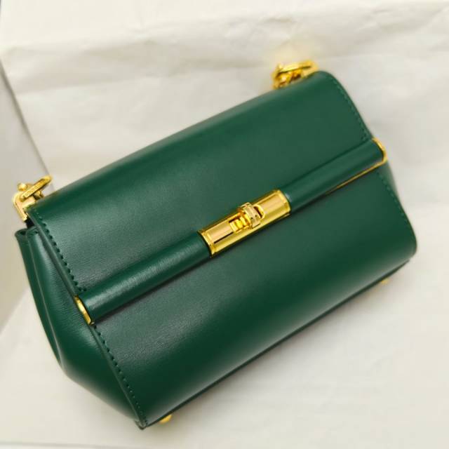 （型号🔍2218）New💥Dolce & Gabbana 杜嘉班纳 手提单肩斜挎包😍独特的旋转锁🔒体现出