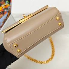 ๏ผๅๅท๐2218๏ผNew๐ฅDolce & Gabbana ๆๅ็ญ็บณ ๆๆๅ่ฉๆๆๅ
๐็ฌ็น็ๆ่ฝฌ้๐ไฝ็ฐๅบ ๏ผๅๅท๐2218๏ผNew๐ฅDolce & Gabbana ๆๅ็ญ็บณ ๆๆๅ่ฉๆๆๅ
๐็ฌ็น็ๆ่ฝฌ้๐ไฝ็ฐๅบ