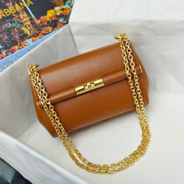 （型号🔍2218）New💥Dolce & Gabbana 杜嘉班纳 手提单肩斜挎包😍独特的旋转锁🔒体现出