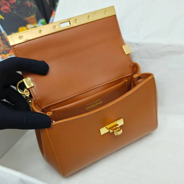 （型号🔍2218）New💥Dolce & Gabbana 杜嘉班纳 手提单肩斜挎包😍独特的旋转锁🔒体现出