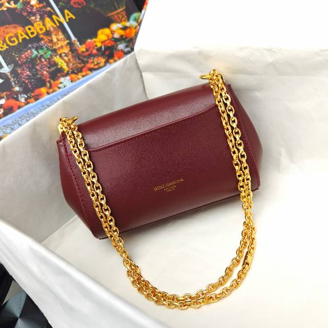 （型号🔍2218）New💥Dolce & Gabbana 杜嘉班纳 手提单肩斜挎包😍独特的旋转锁🔒体现出