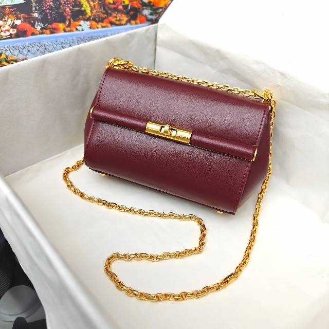 （型号🔍2218）New💥Dolce & Gabbana 杜嘉班纳 手提单肩斜挎包😍独特的旋转锁🔒体现出