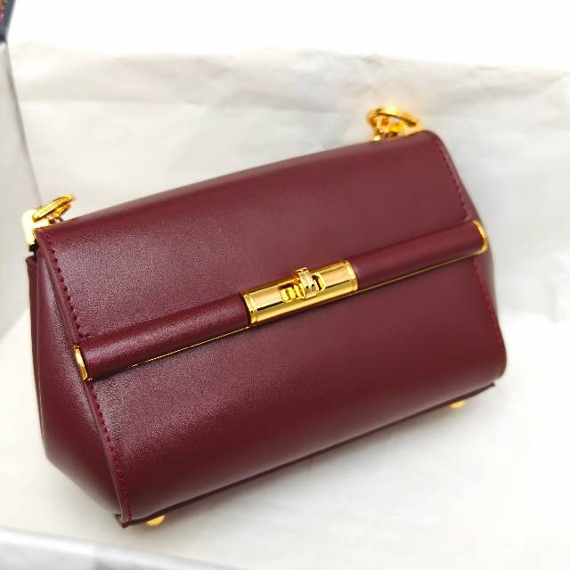 （型号🔍2218）New💥Dolce & Gabbana 杜嘉班纳 手提单肩斜挎包😍独特的旋转锁🔒体现出