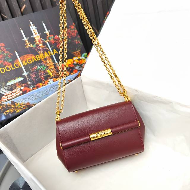 （型号🔍2218）New💥Dolce & Gabbana 杜嘉班纳 手提单肩斜挎包😍独特的旋转锁🔒体现出