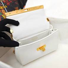 ๏ผๅๅท๐2218๏ผNew๐ฅDolce & Gabbana ๆๅ็ญ็บณ ๆๆๅ่ฉๆๆๅ
๐็ฌ็น็ๆ่ฝฌ้๐ไฝ็ฐๅบ ๏ผๅๅท๐2218๏ผNew๐ฅDolce & Gabbana ๆๅ็ญ็บณ ๆๆๅ่ฉๆๆๅ
๐็ฌ็น็ๆ่ฝฌ้๐ไฝ็ฐๅบ