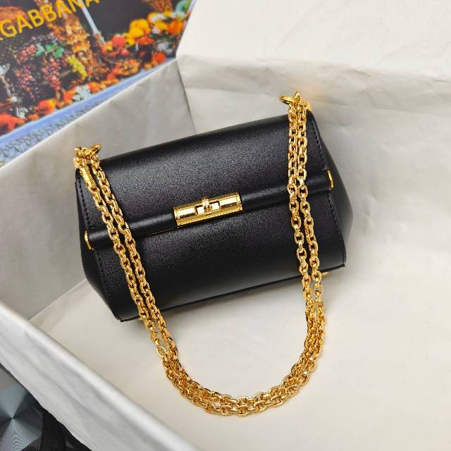 （型号🔍2218）New💥Dolce & Gabbana 杜嘉班纳 手提单肩斜挎包😍独特的旋转锁🔒体现出