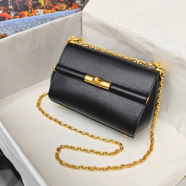 （型号🔍2218）New💥Dolce & Gabbana 杜嘉班纳 手提单肩斜挎包😍独特的旋转锁🔒体现出