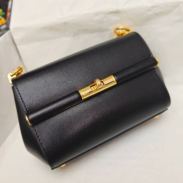 （型号🔍2218）New💥Dolce & Gabbana 杜嘉班纳 手提单肩斜挎包😍独特的旋转锁🔒体现出