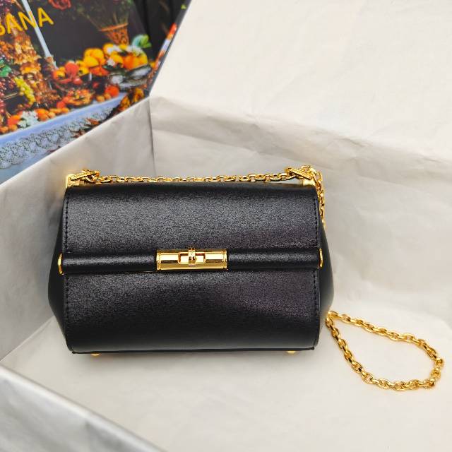 （型号🔍2218）New💥Dolce & Gabbana 杜嘉班纳 手提单肩斜挎包😍独特的旋转锁🔒体现出