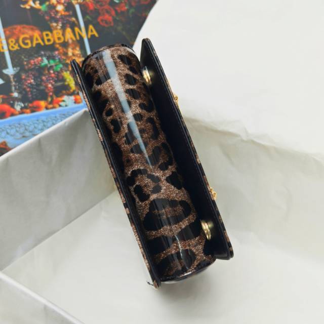 1019#豹纹海外代购✔️Dolce & Gabbana 杜嘉班纳 链条手提斜挎➰细腻手工制造 👏🏻进口