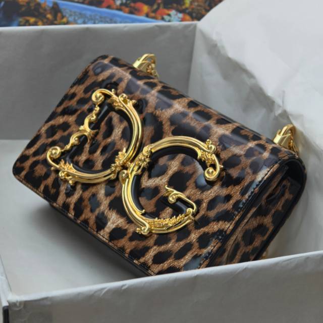 1019#豹纹海外代购✔️Dolce & Gabbana 杜嘉班纳 链条手提斜挎➰细腻手工制造 👏🏻进口