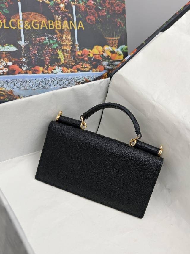 （型号🔍1086#）New💥Dolce & Gabbana 杜嘉班纳进口牛皮😍链条手提斜挎包✨正面翻盖采