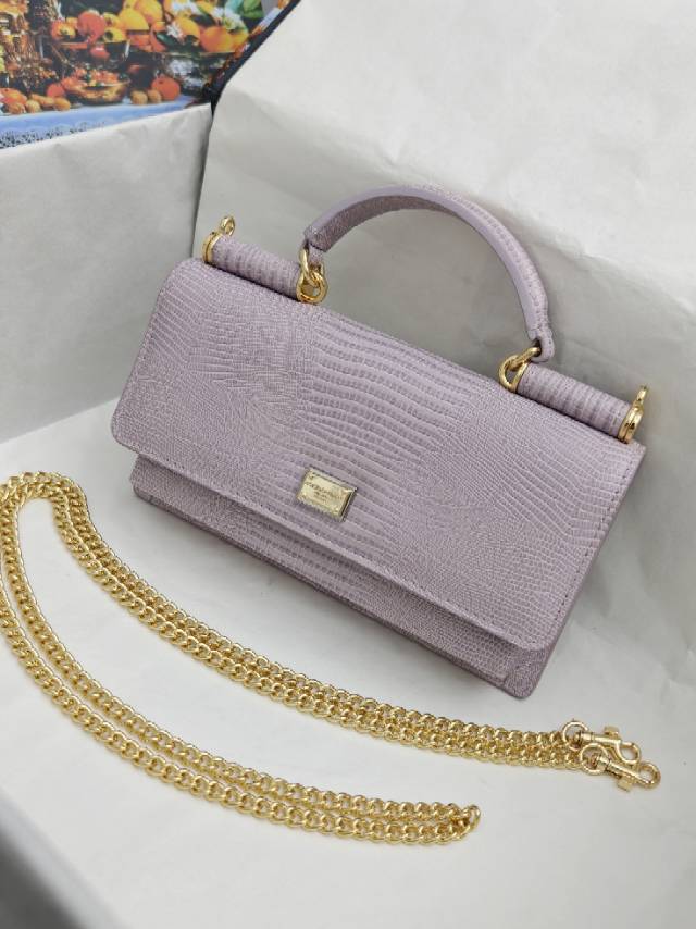 （型号🔍1086#）New💥Dolce & Gabbana 杜嘉班纳进口牛皮😍链条手提斜挎包✨正面翻盖采