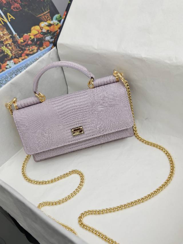 （型号🔍1086#）New💥Dolce & Gabbana 杜嘉班纳进口牛皮😍链条手提斜挎包✨正面翻盖采