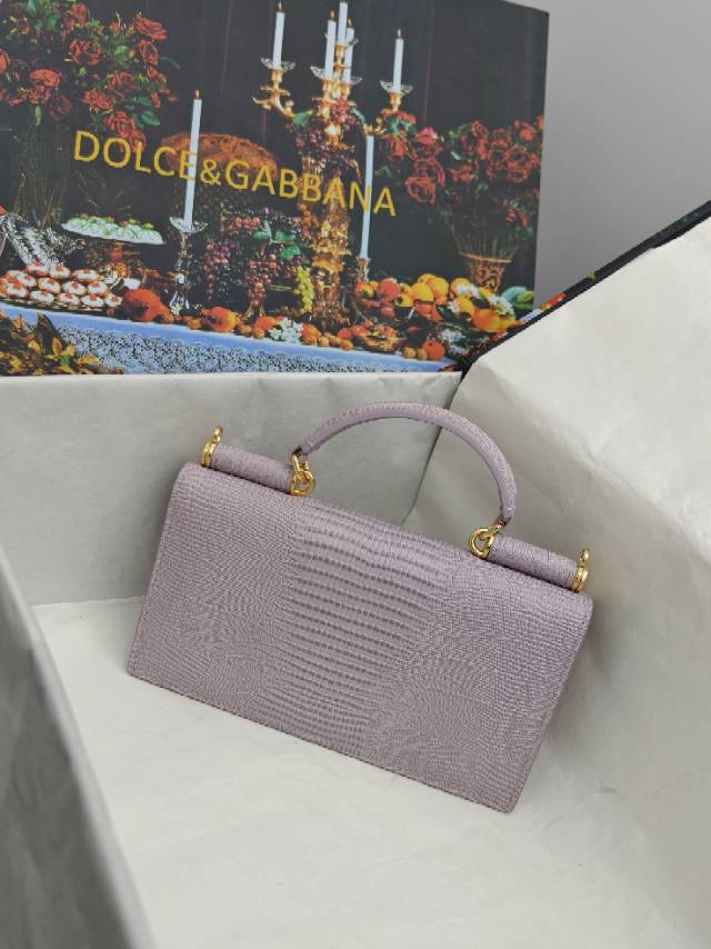 （型号🔍1086#）New💥Dolce & Gabbana 杜嘉班纳进口牛皮😍链条手提斜挎包✨正面翻盖采