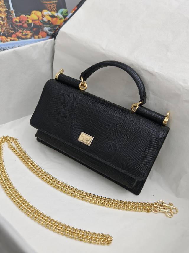 （型号🔍1086#）New💥Dolce & Gabbana 杜嘉班纳进口牛皮😍链条手提斜挎包✨正面翻盖采