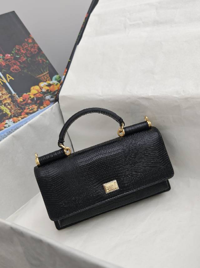 （型号🔍1086#）New💥Dolce & Gabbana 杜嘉班纳进口牛皮😍链条手提斜挎包✨正面翻盖采