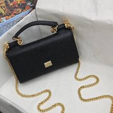 ╭┈┈┈┈┈┈┈┈┈╮ 【Dolce & Gabbana 杜嘉班纳】进口牛皮╰┈┈┈┈┈┈┈┈┈简单时尚 ╭┈┈┈┈┈┈┈┈┈╮ 【Dolce & Gabbana 杜嘉班纳】进口牛皮╰┈┈┈┈┈┈┈┈┈简单时尚