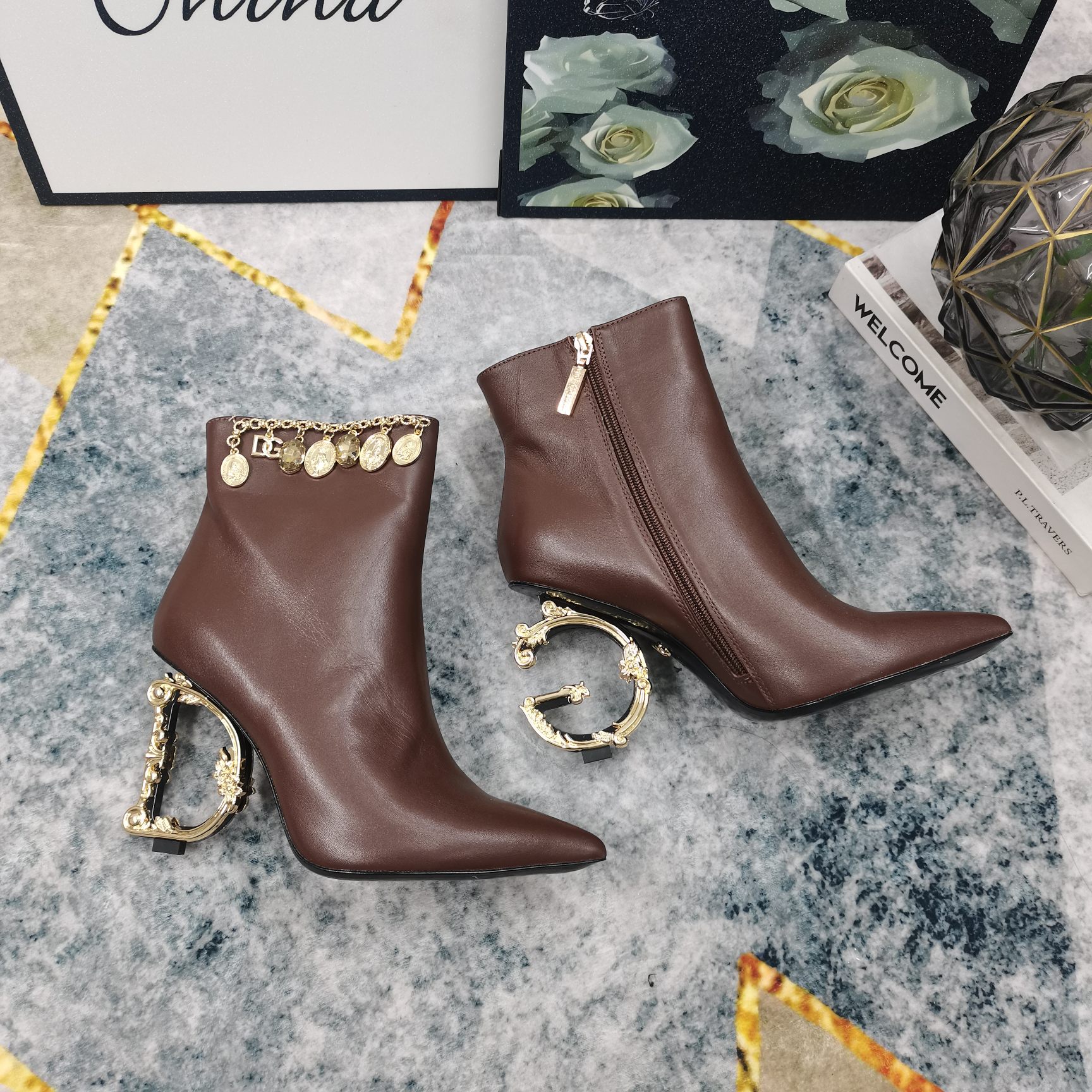 High-End DG Logo Short Boots with Perfect Details and Premium Materials - 图片 4