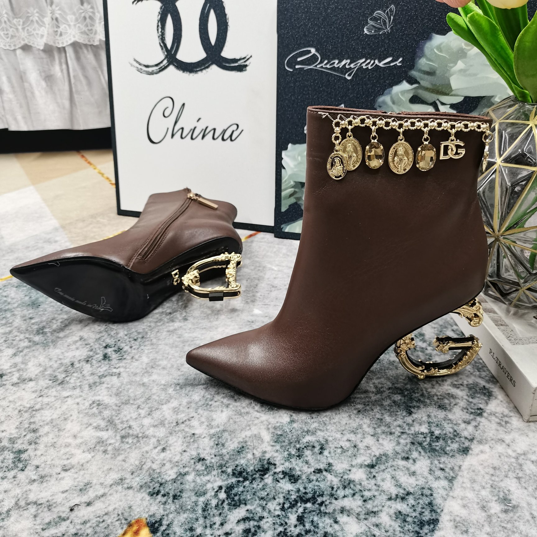 High-End DG Logo Short Boots with Perfect Details and Premium Materials - 图片 6