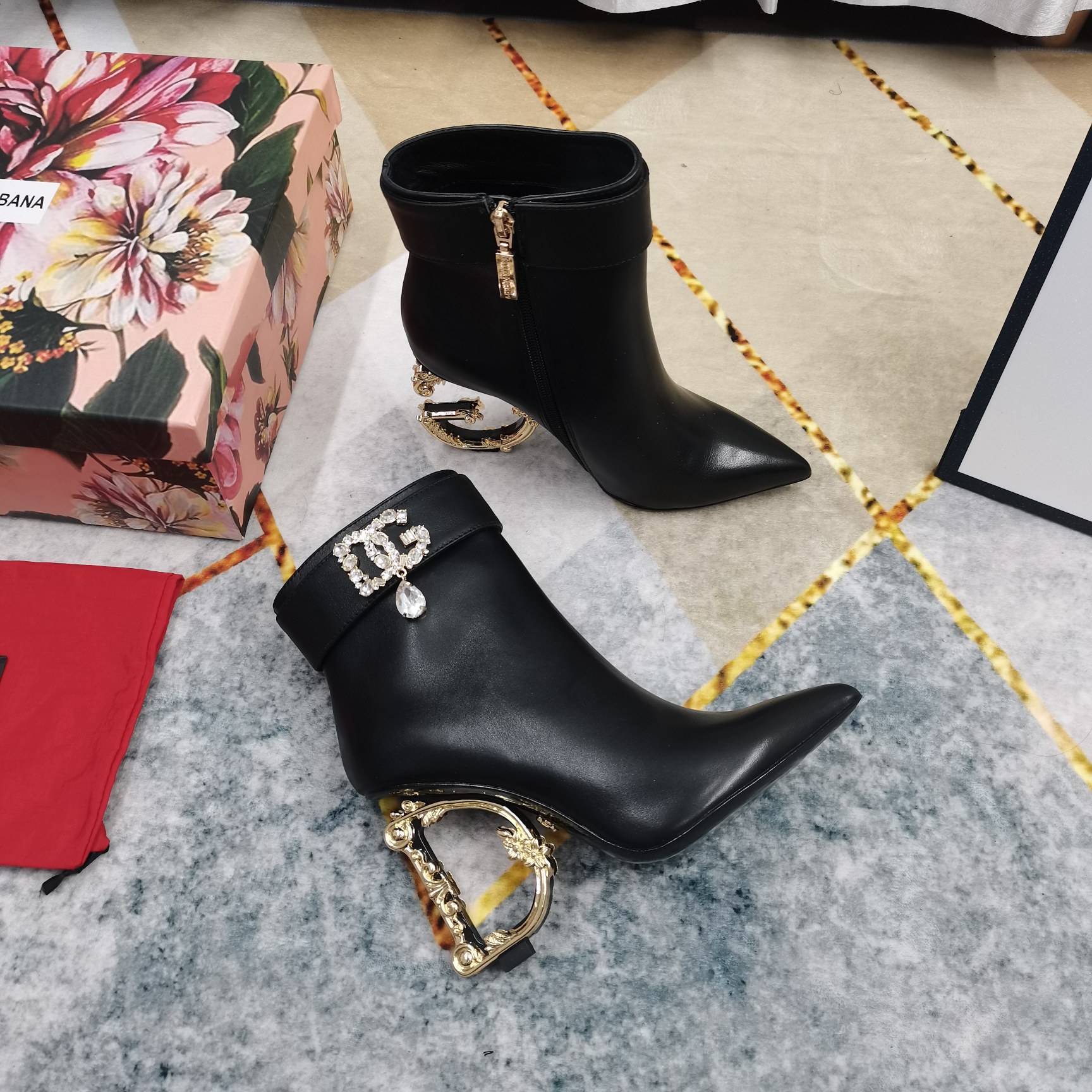 High-End DG Short Boots: Perfect Details, Premium Materials, 10.5cm Heel, Sizes 34-43. - 图片 2