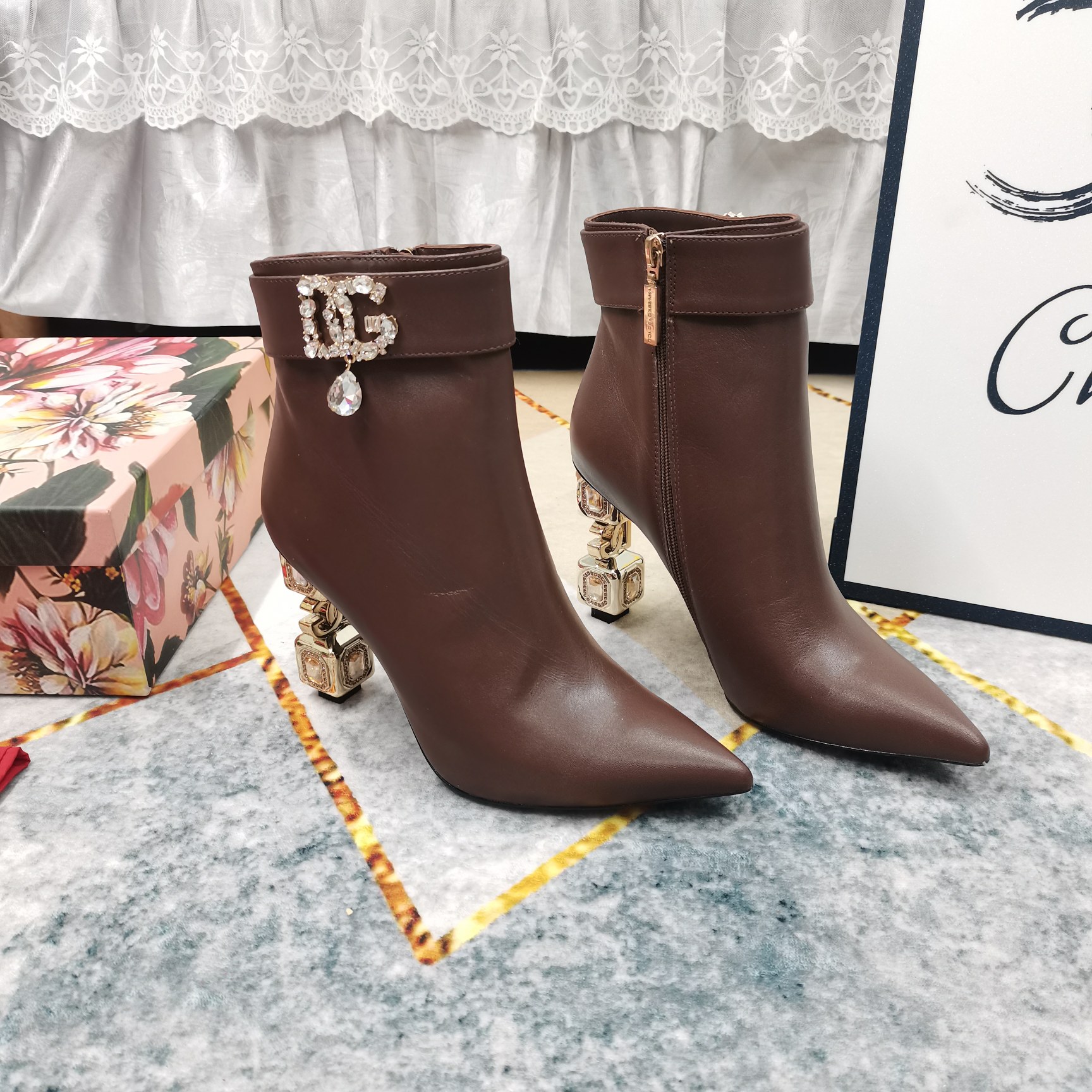 High-End DG Short Boots with Perfect Details: P924 - 图片 1
