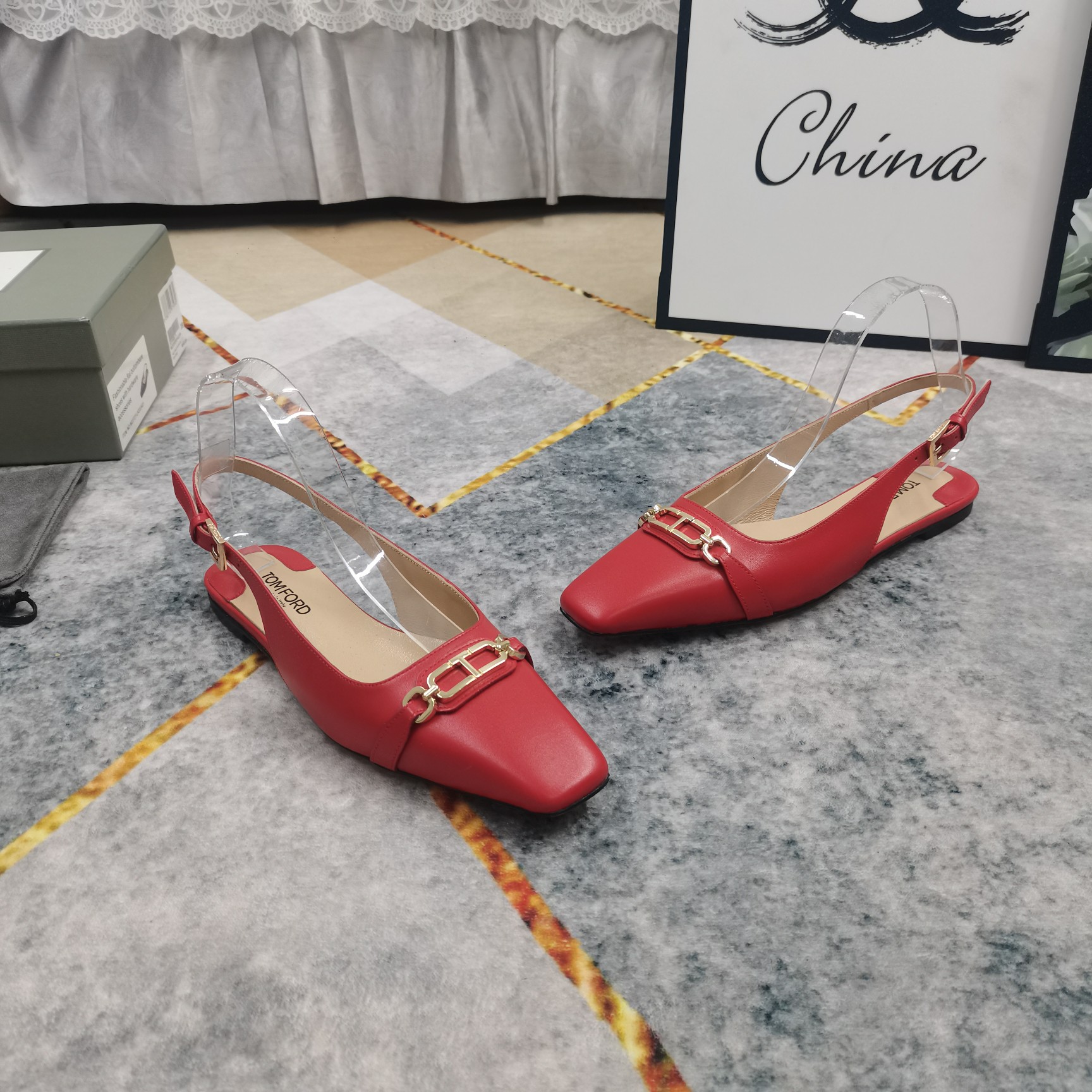 2025 TOM FORD New Metal Button High-Run Shoes: Perfect Quality and Details - 图片 6