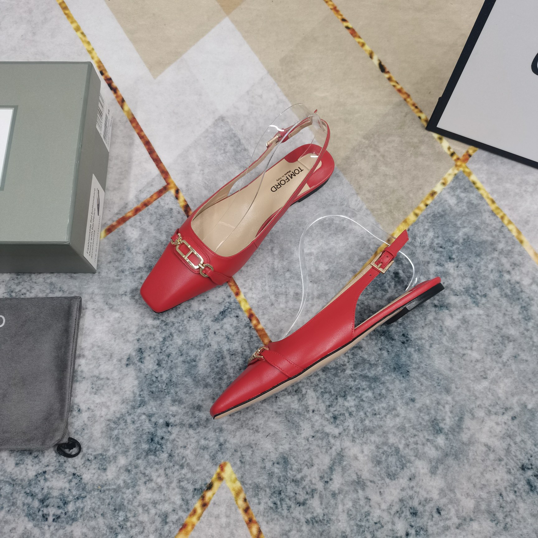 2025 TOM FORD New Metal Button High-Run Shoes: Perfect Quality and Details - 图片 5