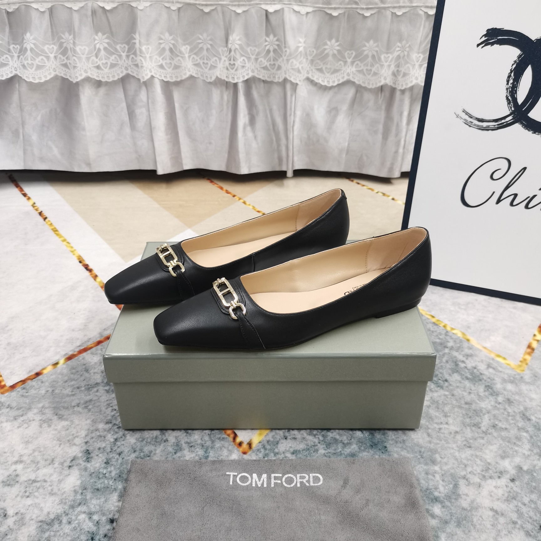 2025 New Metal Button Shoes by TOM FORD: Perfect Italian Craftsmanship - 图片 8